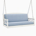 Balançoire de jardin suspendue 150 x 65 x 55 cm en bois blanc avec coussins bleu clair style classique